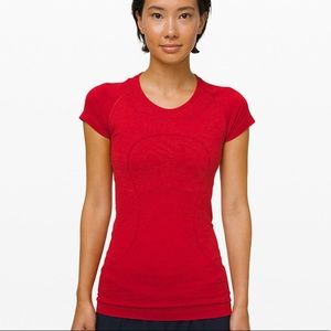 Swiftly Tech Short Sleeve Crew DARK RED SIZE 2